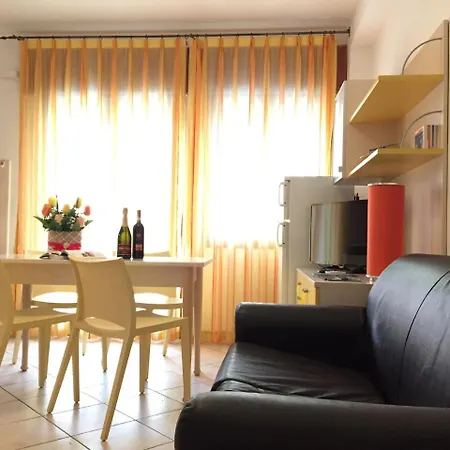Apartman In With Two-bedrooms 1 *